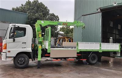 Xe Hino FC gắn cẩu 3 tấn Hàn Quốc